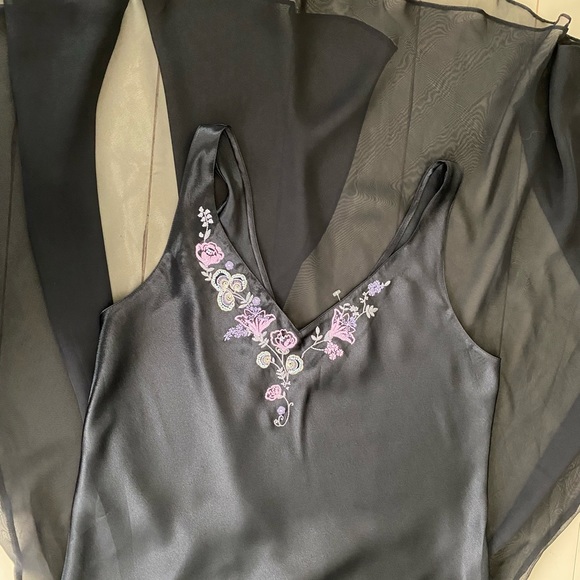 NWOT Vintage Fantasies By Morgan Taylor Satin Maxi Nightgown - Picture 12 of 15